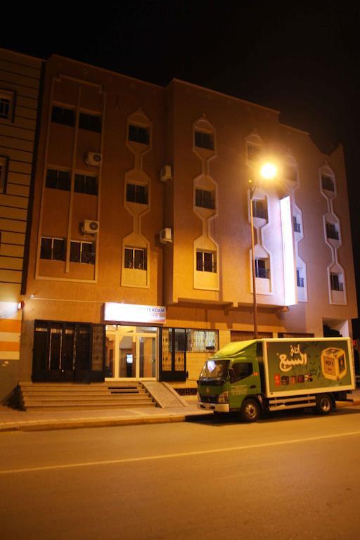 Hotel Amsterdam Варзазат Екстериор снимка